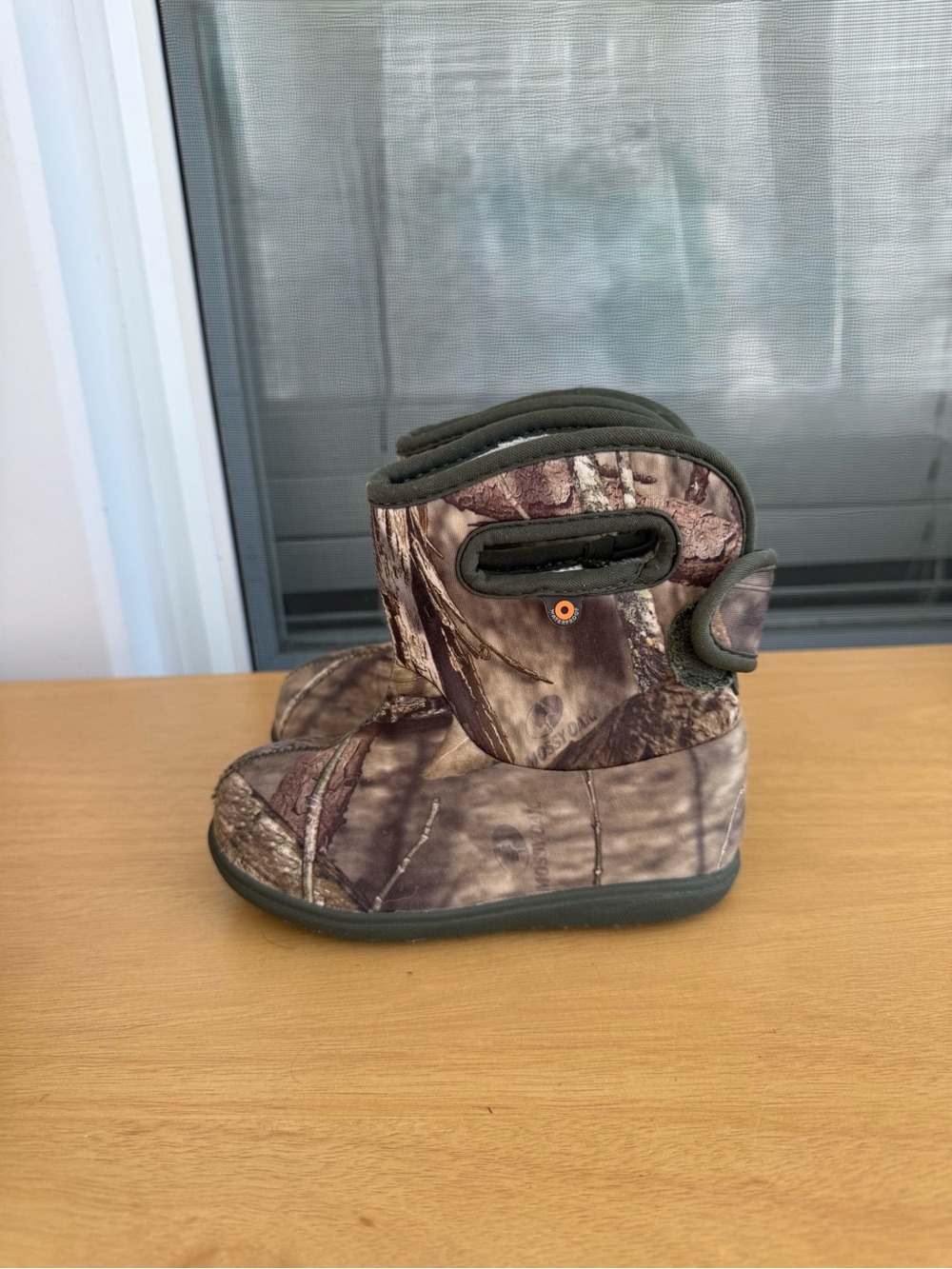 Kids BOGS Camo Winter Boots - Brown/Green-waterproof and lined